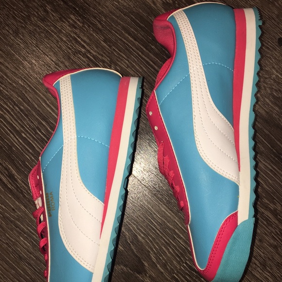 Brand New Puma Sneakers - Picture 5 of 5